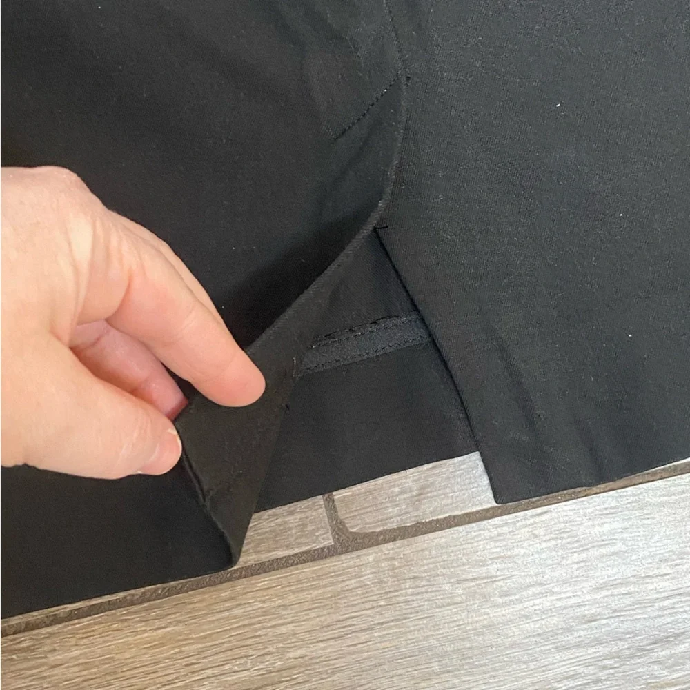 Banana Republic 8 Black Pencil Skirt - Picture 3 of 7